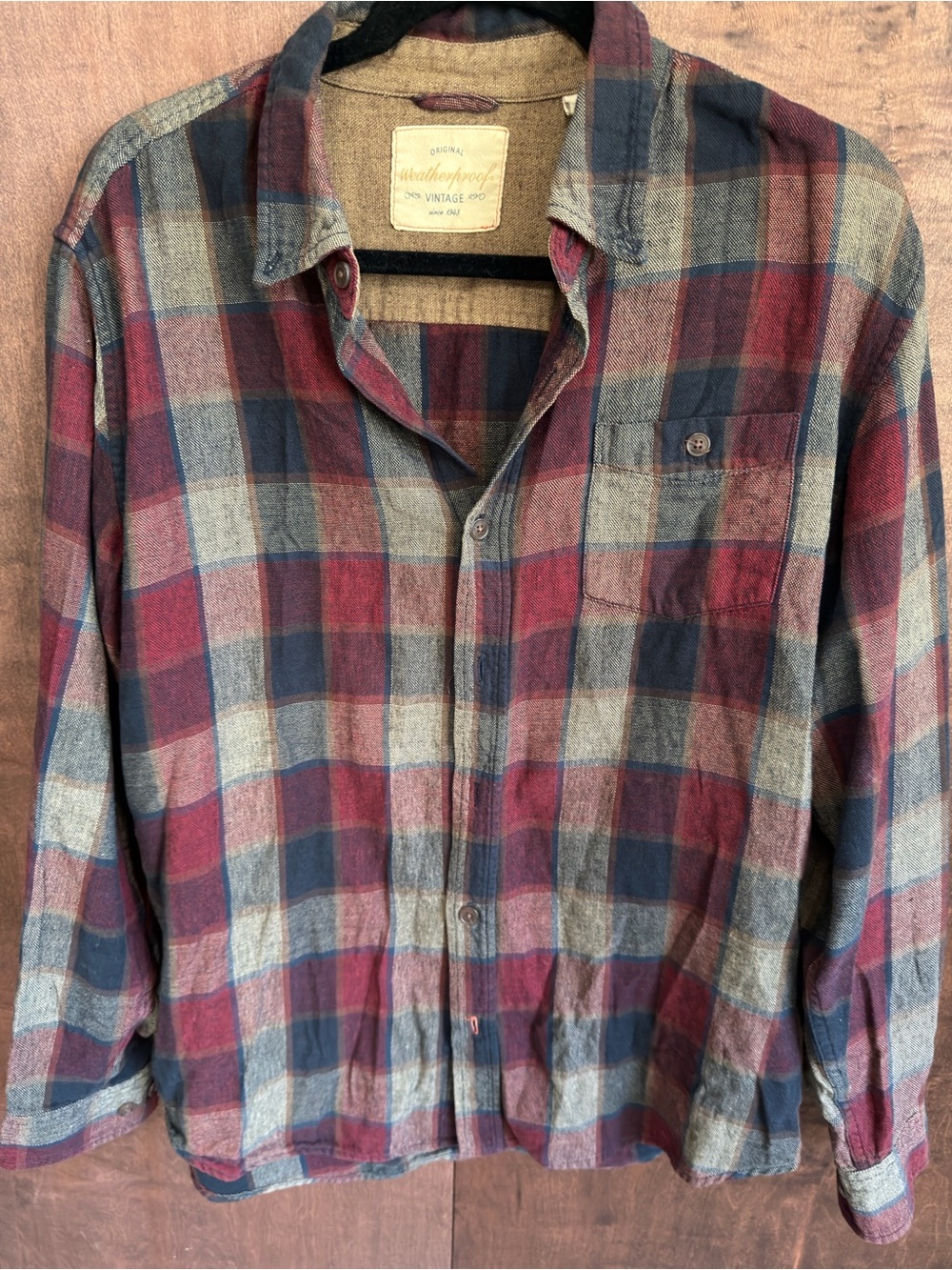 Weatherproof Men’s Long Sleeve Button-Up Shirt – Plaid (1035)